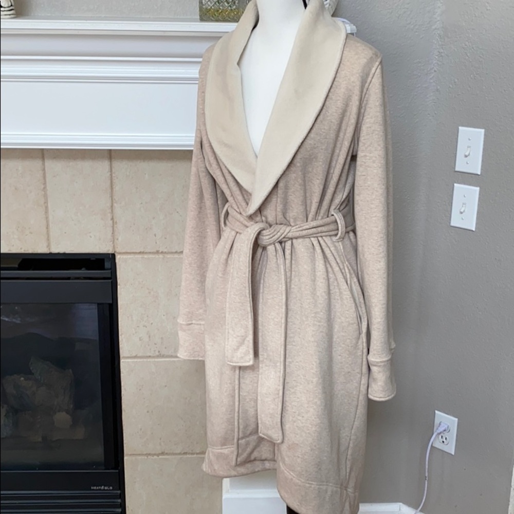 UGG Long Fleece Robe Cream Tan Earthy Cozy EUC